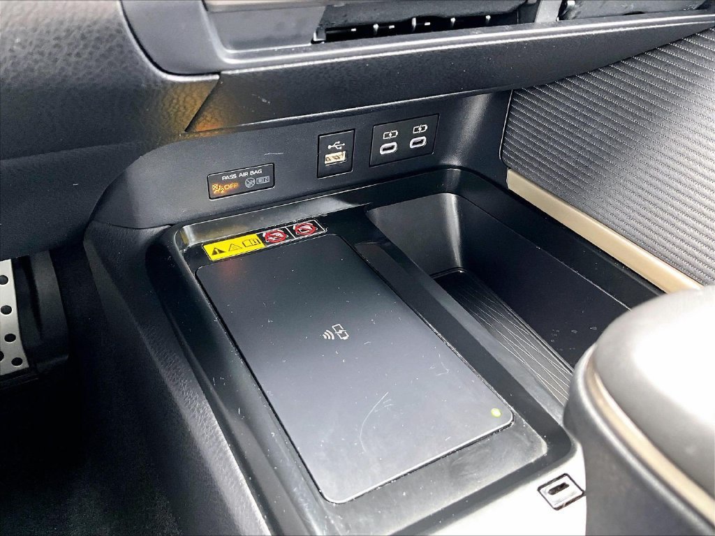 Used 2026 Toyota Camry SE FWD image 27