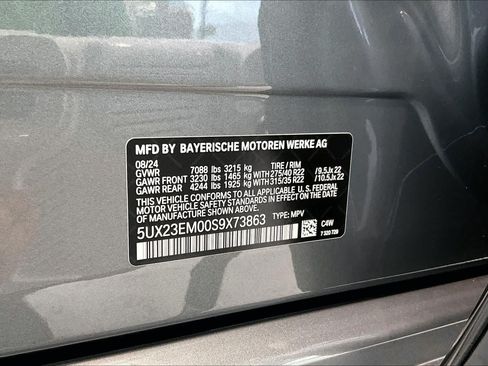 Used 2025 BMW X7 xDrive40i w/ M Sport Package AWD/4WD image 35