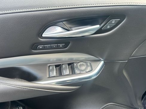 Used 2023 Cadillac XT4 Premium Luxury w/ Cold Weather Package FWD image 15