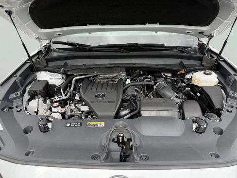 Certified 2025 Lexus TX 500h AWD w/ Technology Package image 29