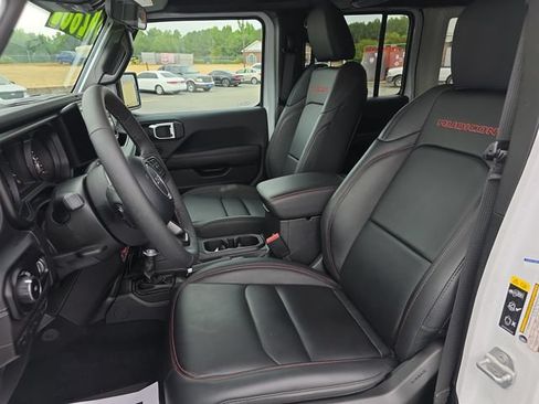 Used 2025 Jeep Wrangler Unlimited Rubicon w/ Safety Group AWD/4WD image 15