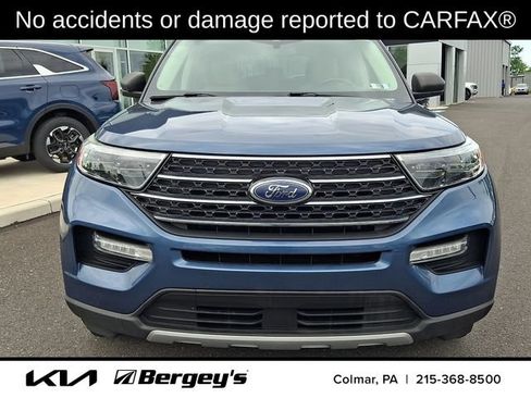 Used 2020 Ford Explorer XLT w/ Equipment Group 202A AWD/4WD image 2