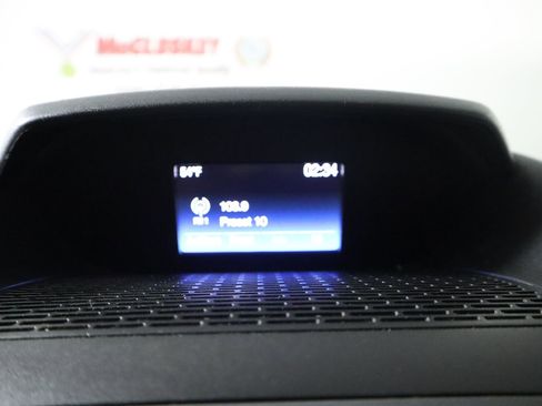 Used 2016 Ford Transit 150 XL image 33