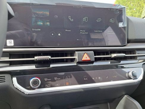 New 2026 Kia Sportage EX FWD image 10