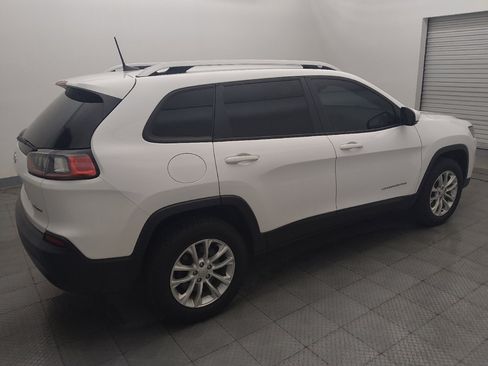 Used 2021 Jeep Cherokee Latitude AWD/4WD image 10
