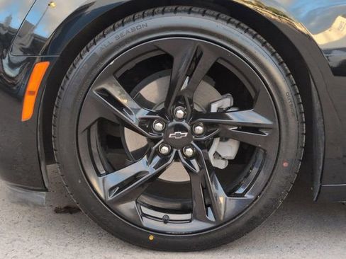 Used 2024 Chevrolet Camaro LT image 30