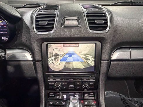 Used 2015 Porsche Boxster image 21