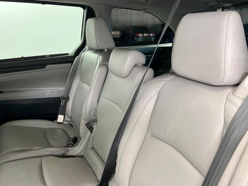 Used 2024 Honda Odyssey EX-L image 20