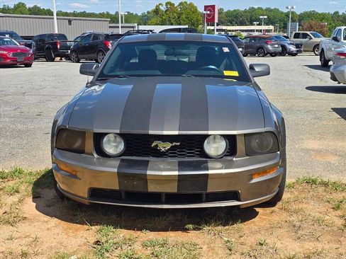 Used 2005 Ford Mustang GT Premium RWD image 8