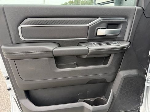 New 2026 RAM 2500 Big Horn AWD/4WD image 10