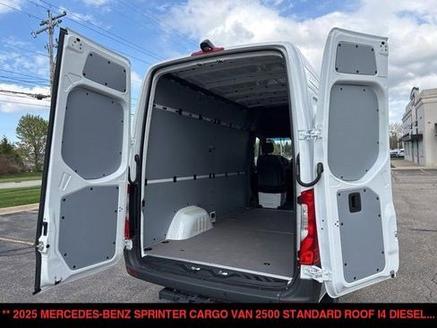 New 2025 Mercedes-Benz Sprinter 2500 image 6