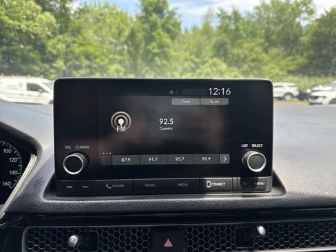 Used 2025 Honda Civic Sport image 16