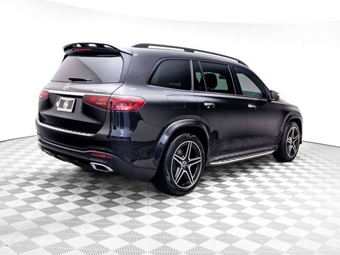 Used 2024 Mercedes-Benz GLS 450 4MATIC image 5