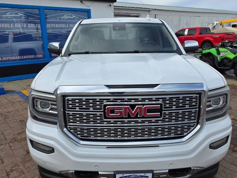 Used 2017 GMC Sierra 1500 Denali image 2