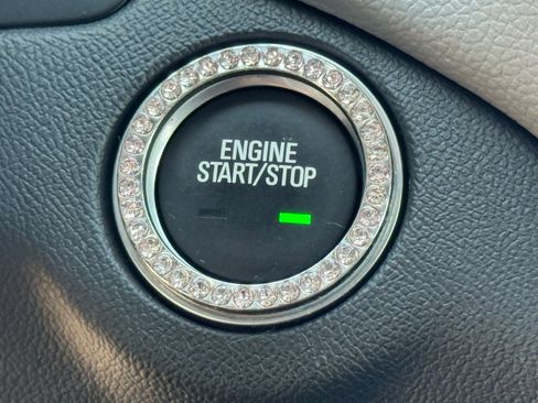 Used 2024 Chevrolet Equinox LS image 33