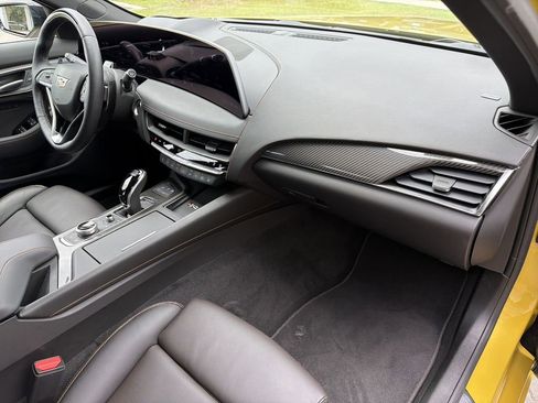 New 2026 Cadillac CT5 Sport w/ Technology Package AWD/4WD image 8