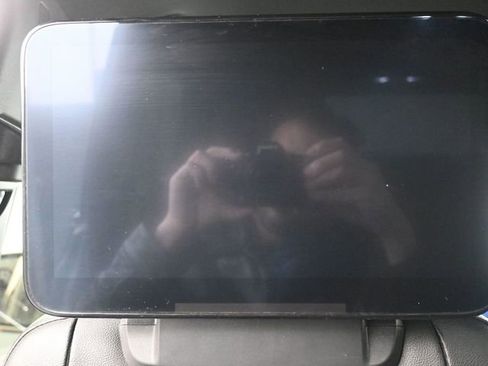 Used 2021 Chevrolet Tahoe LT w/ Rear Media and Nav Package image 11