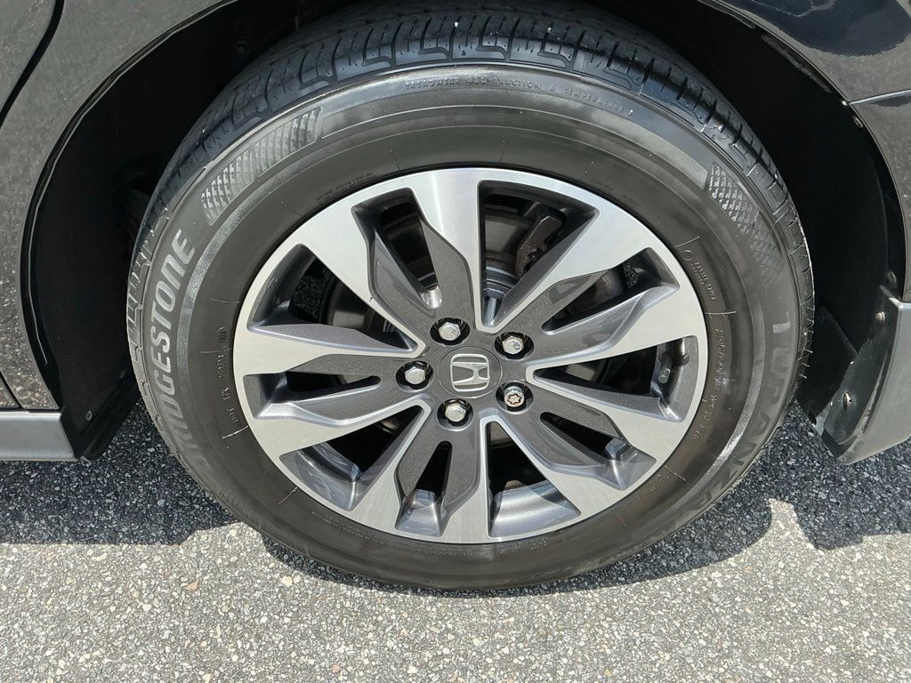 Used 2024 Honda Odyssey EX-L image 29