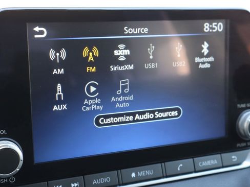 Used 2024 Nissan Sentra SV FWD image 8