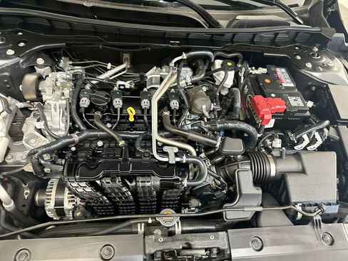 Used 2022 Nissan Altima 2.5 SV w/ SV Premium Package FWD image 34