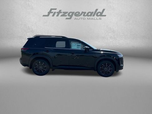 New 2026 Nissan Pathfinder SL AWD/4WD image 8