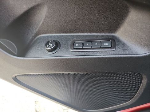 Used 2020 Chevrolet Equinox LT w/ Sport Edition FWD image 20