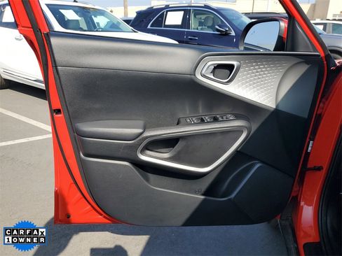 Used 2024 Kia Soul LX w/ Option Group 015 image 17