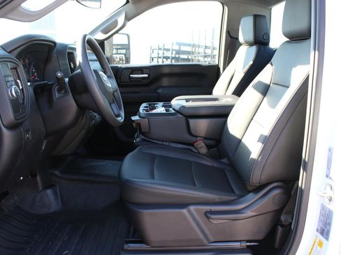 New 2024 GMC Sierra 2500 Pro image 18