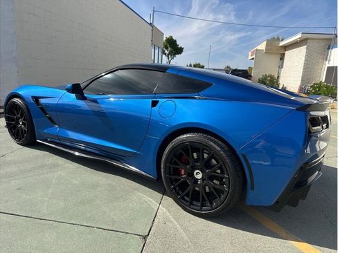 Used 2016 Chevrolet Corvette Stingray Coupe w/ 3LT Preferred Equipment Group RWD image 12
