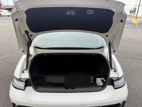 Used 2023 Hyundai Ioniq 6 Limited image 27