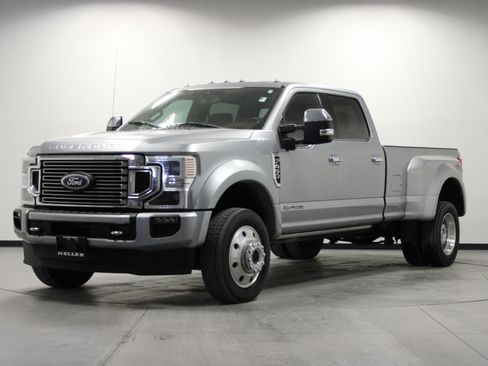 Used 2020 Ford F450 Platinum w/ FX4 Off-Road Package image 8