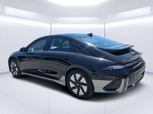 Used 2023 Hyundai Ioniq 6 SEL RWD image 5