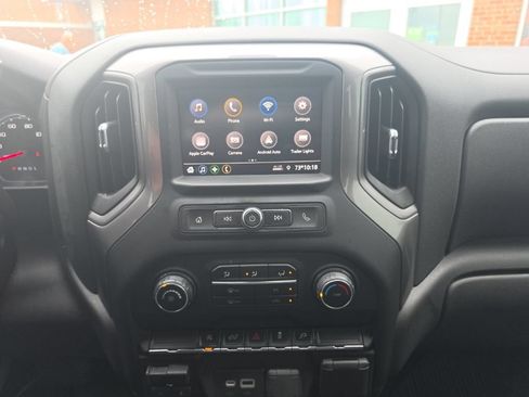 Used 2021 Chevrolet Silverado 1500 Custom AWD/4WD image 16
