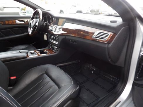 Used 2014 Mercedes-Benz CLS 550 4MATIC image 13