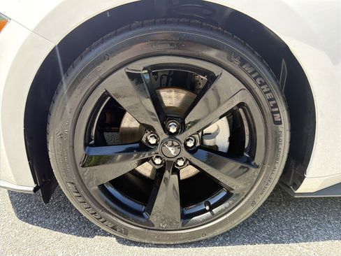 Used 2022 Ford Mustang Coupe w/ Equipment Group 101A RWD image 12