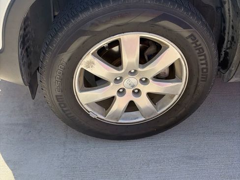 Used 2012 Kia Sorento LX w/ Convenience Pkg FWD image 7