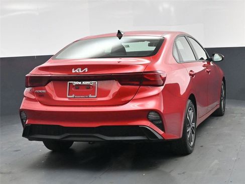 Used 2024 Kia Forte LXS image 10