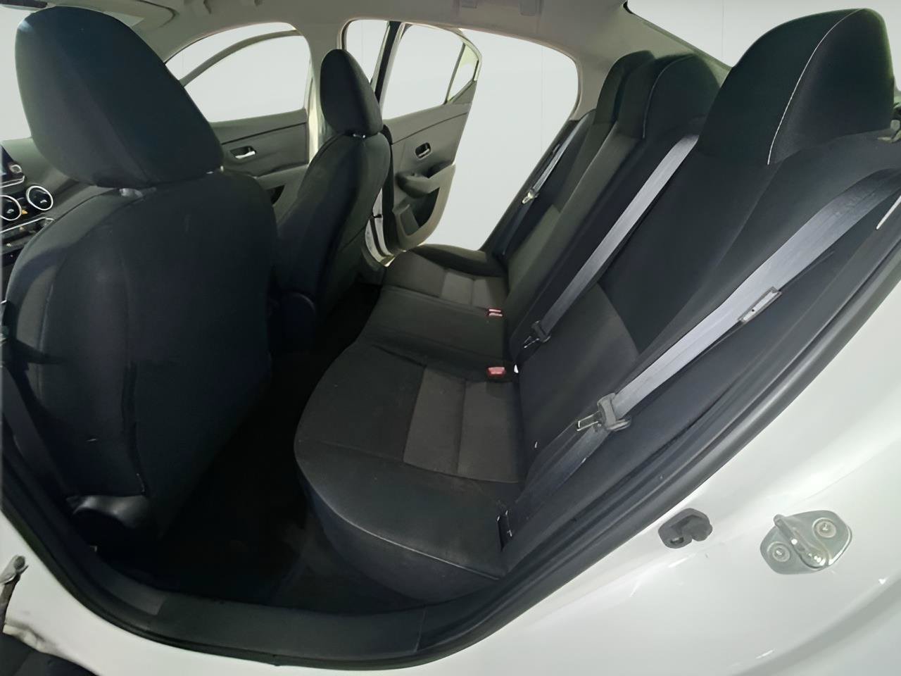 Used 2024 Nissan Sentra SV FWD image 32