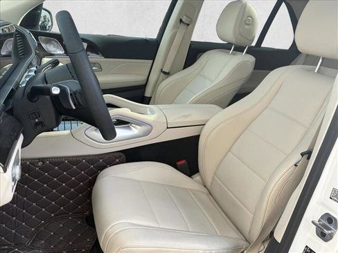 Certified 2024 Mercedes-Benz GLE 450 4MATIC image 11