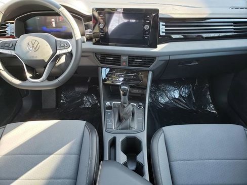 New 2026 Volkswagen Jetta SE image 9