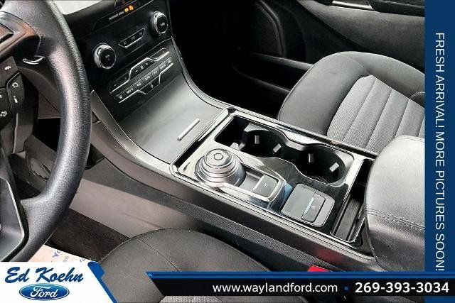 Certified 2020 Ford Edge SE w/ Cargo Accessory Package AWD/4WD image 14
