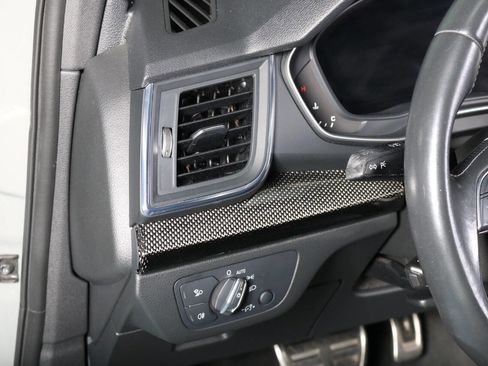 Used 2019 Audi SQ5 Premium Plus w/ Premium Plus Package image 36