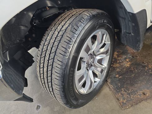 Used 2022 RAM 1500 Limited AWD/4WD image 34