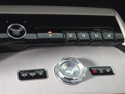 New 2026 Lincoln Navigator Premiere AWD/4WD image 28