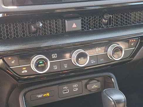 Used 2025 Honda CR-V EX-L image 17