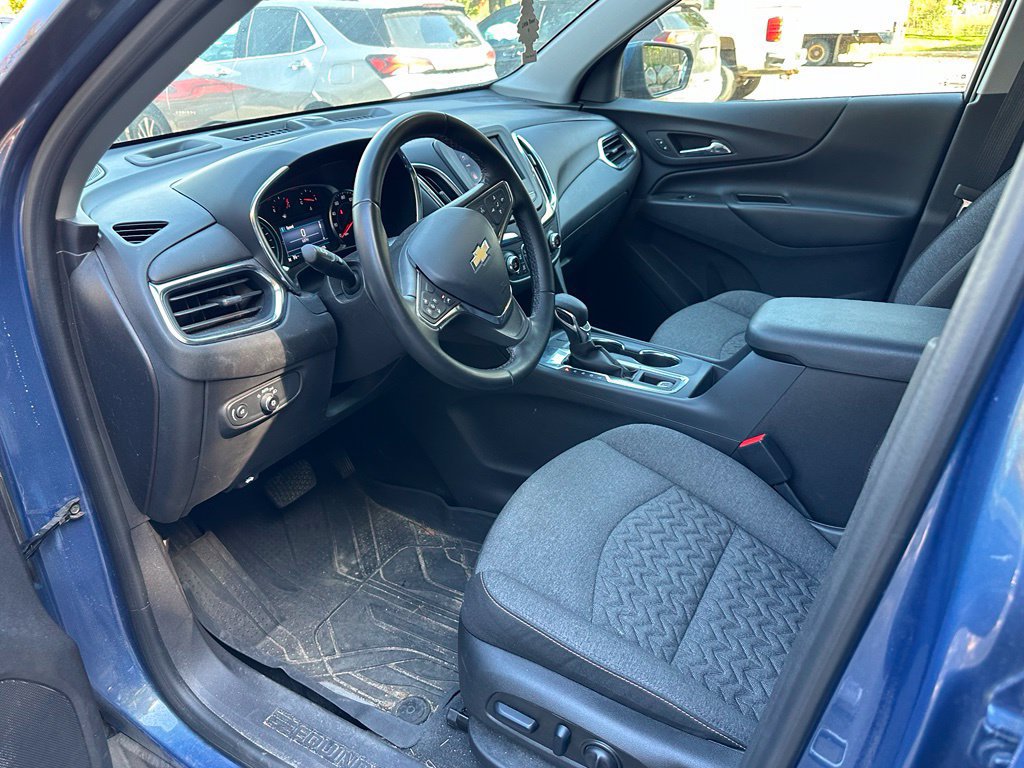 Used 2024 Chevrolet Equinox LT w/ LPO, Floor Liner Package FWD image 10
