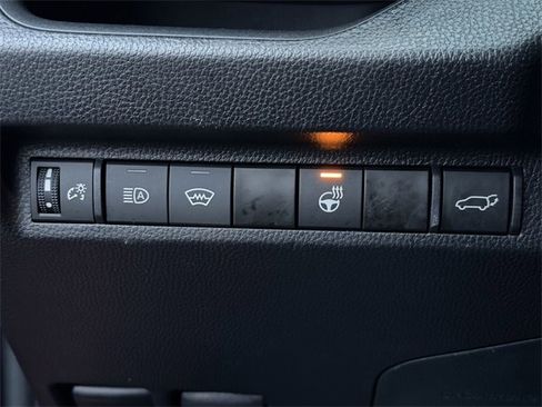 Used 2024 Toyota RAV4 XLE image 39