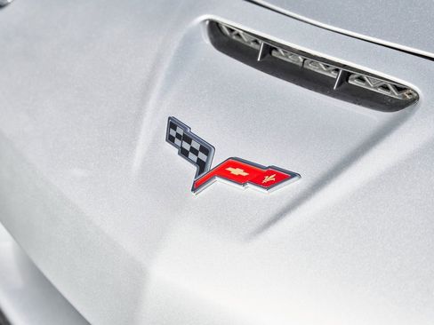 Used 2009 Chevrolet Corvette ZR1 w/ Preferred Equipment Group image 8