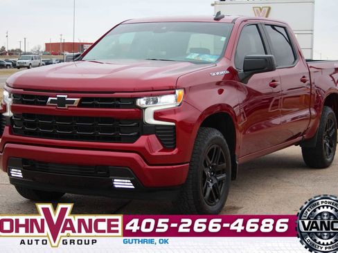 Used 2024 Chevrolet Silverado 1500 RST image 3