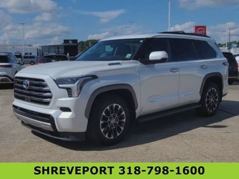 Used 2023 Toyota Sequoia Limited w/ Tow Technology Package AWD/4WD image 4